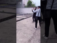 Herzlich willkommen, dass Kunden aus Laos unsere Firma besuchen!