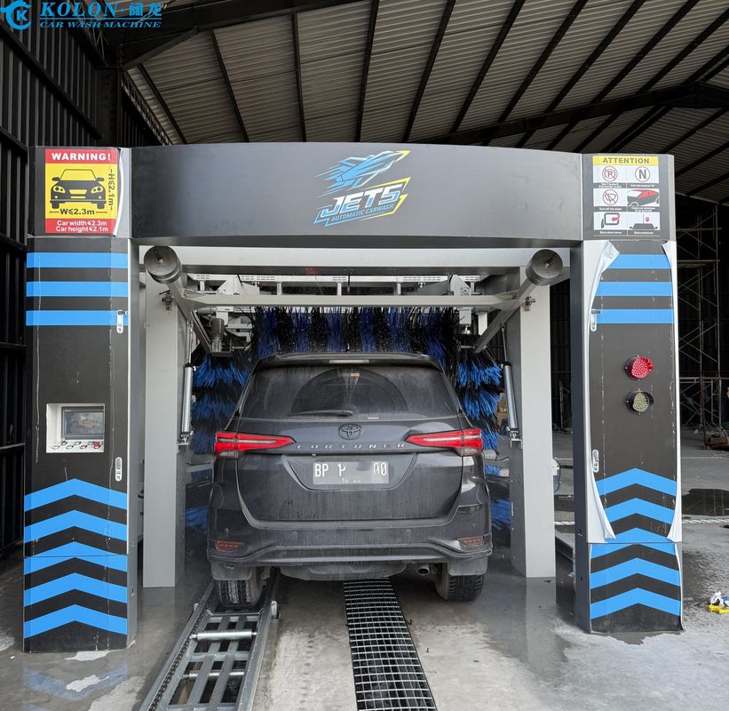 Kolon Innovative und fortschrittliche Tunnel-Autowaschmaschine für eine überlegene und präzise Reinigung